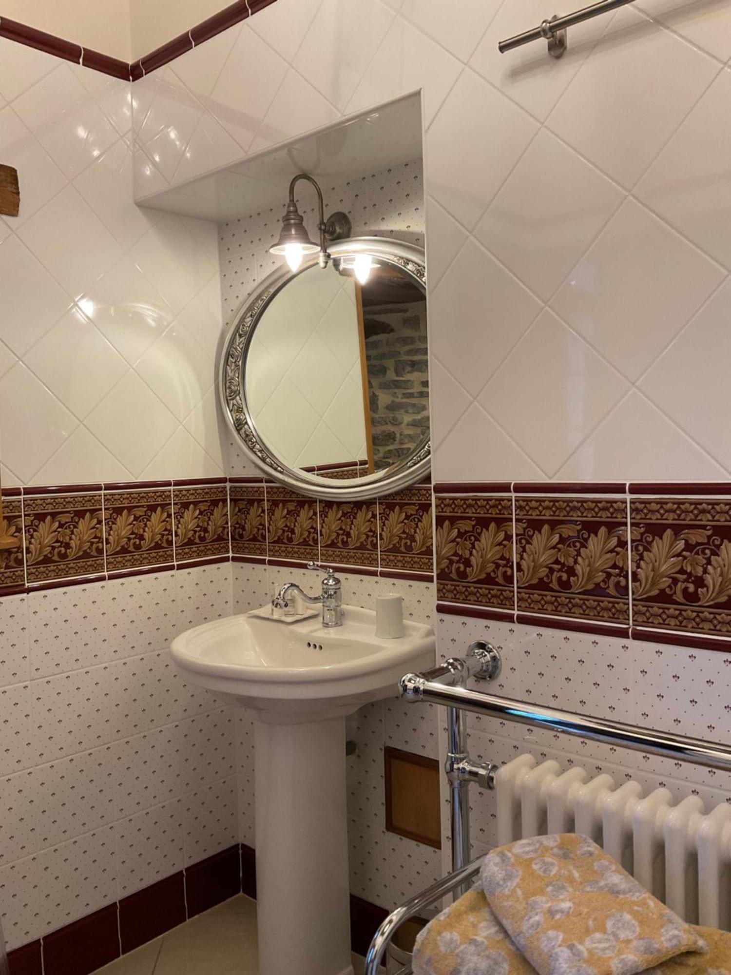 Bed and Breakfast Le Logis D'Equilly Экстерьер фото