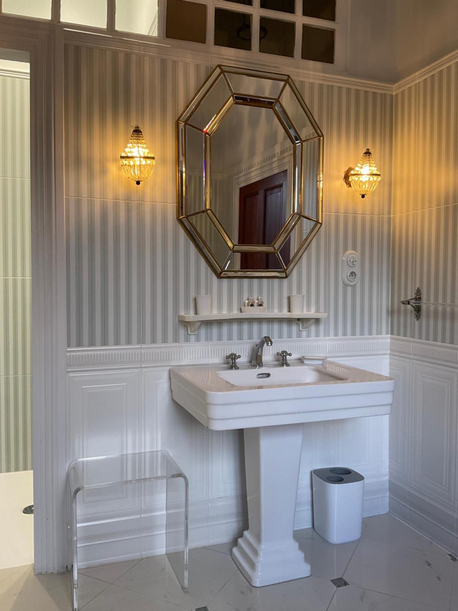 Bed and Breakfast Le Logis D'Equilly Экстерьер фото